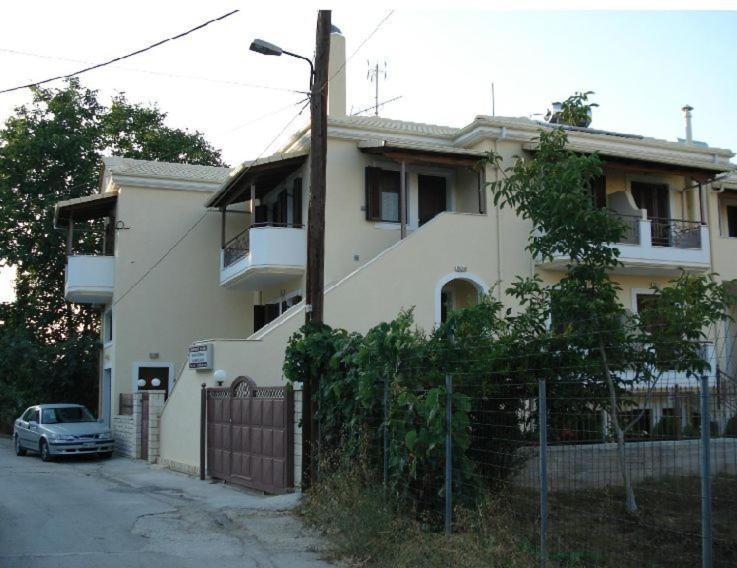 Villa Karolina Tsogkas Sívota Екстериор снимка